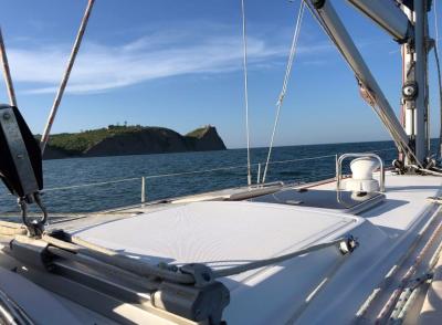 PRIVATE CRUISE - YACHT FOR RENT 1